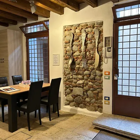 Taverna La Torre Apartman