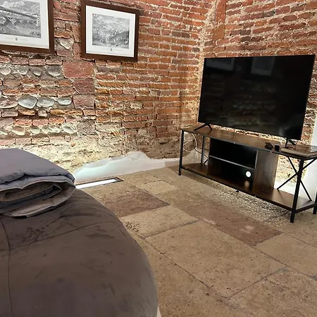 Taverna La Torre アパート バッサーノ・デル・グラッパ